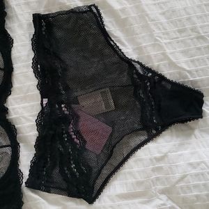 SAVAGE X FENTY HIGH WAIST BLACK MESH BIKINI SIZE SMALL